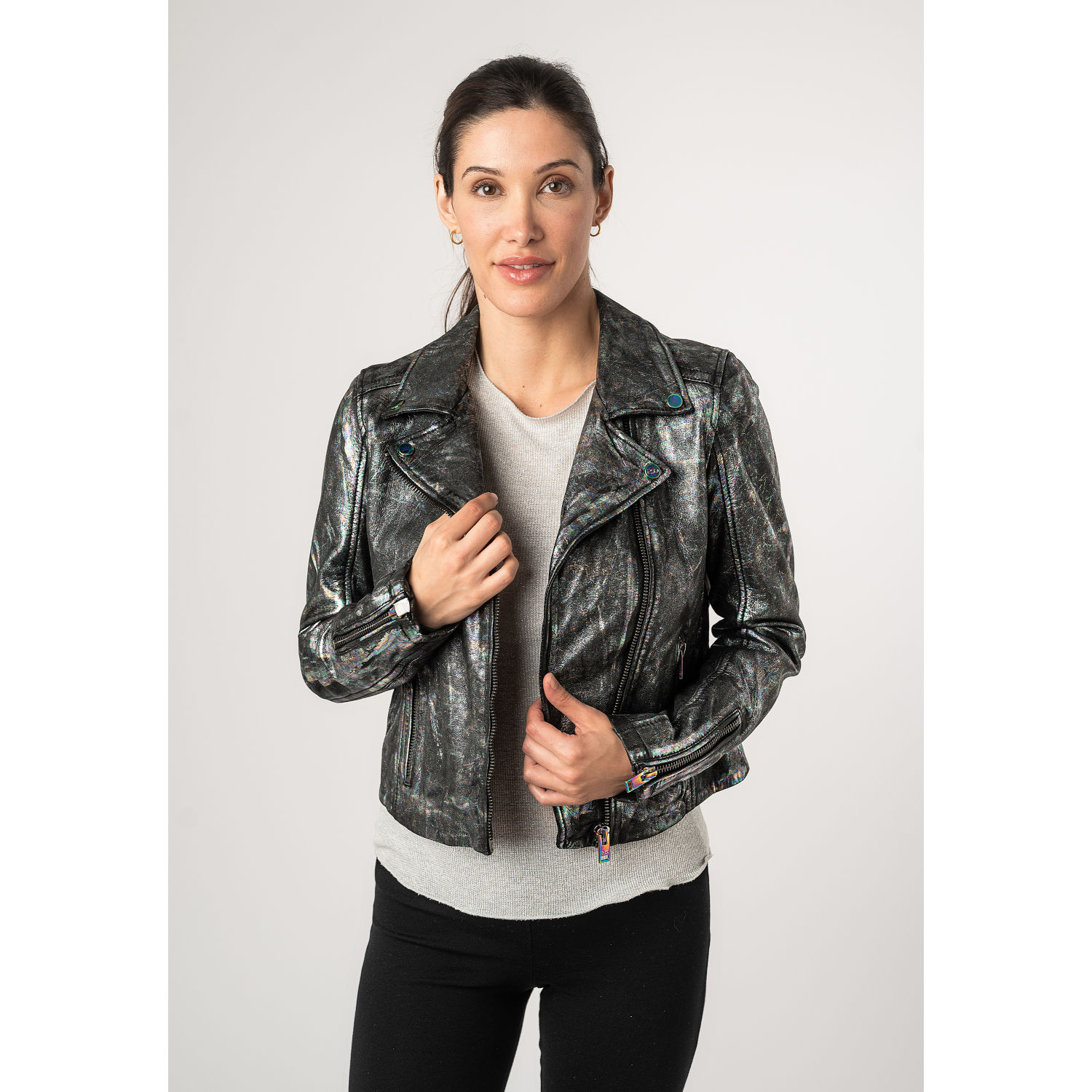 Kurtka skórzana damska 2.0 od Mauritius, czarna/holograficzna, 2Wnishell – Kurtki skórzane