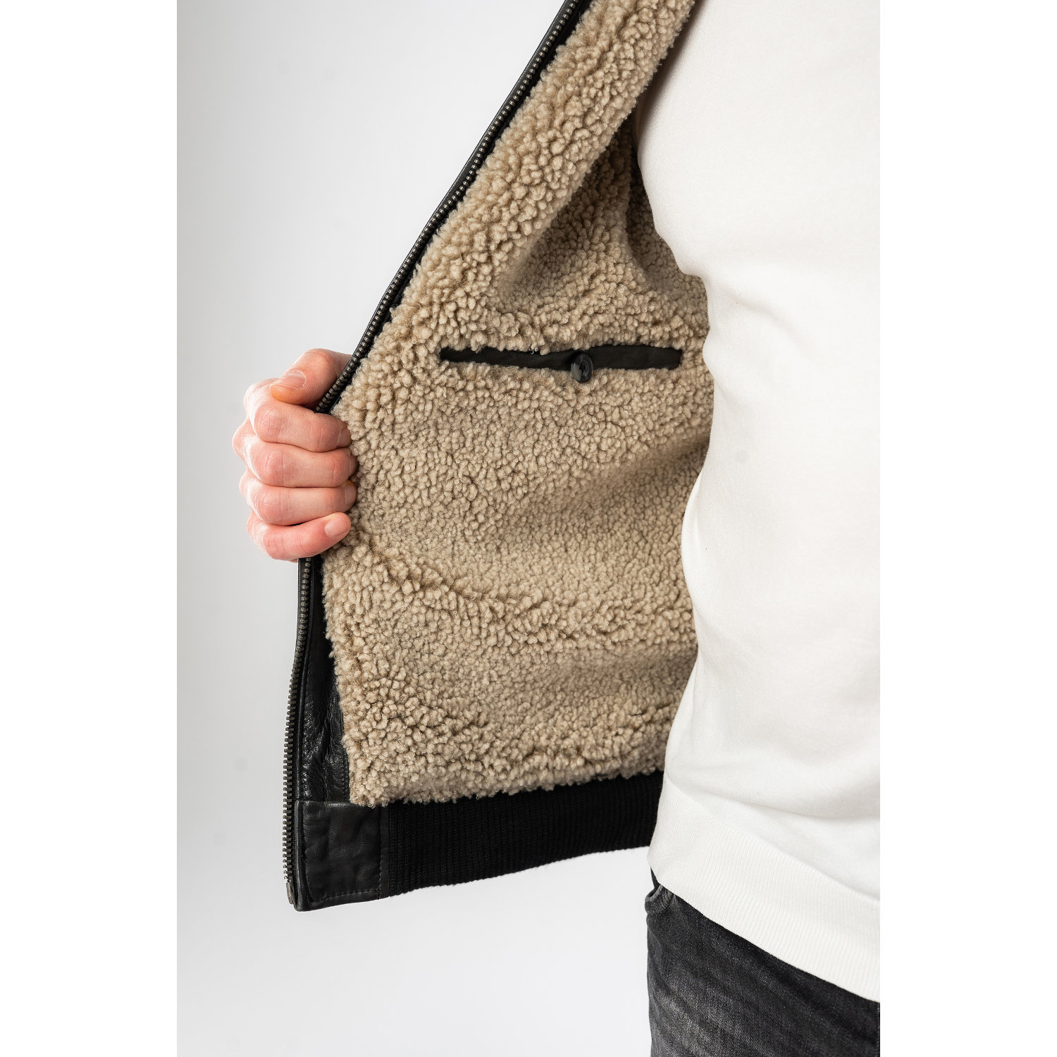 Męska skórzana kurtka Mauritius Czarna MMStarpilot – stoc