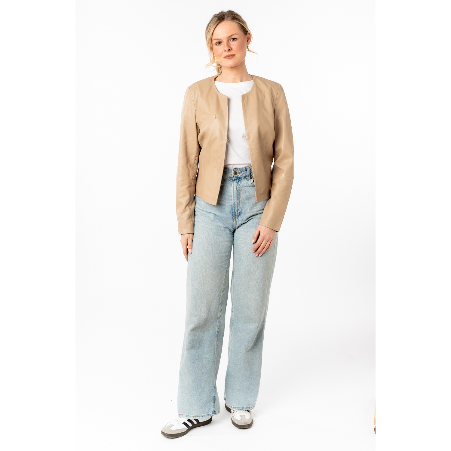 Kurtka skórzana damska Mauritius jasnobeżowa MWLelia – Kurtki skórzane Kurtka skórzana damska Mauritius jasnobeżowa MWLelia – Kurtki skórzane