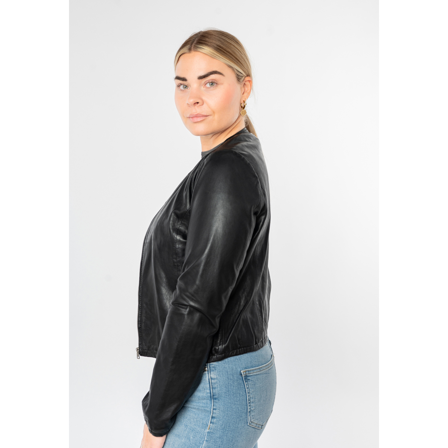 Damska krótka skórzana kurtka Mauritius Czarna MWYanna